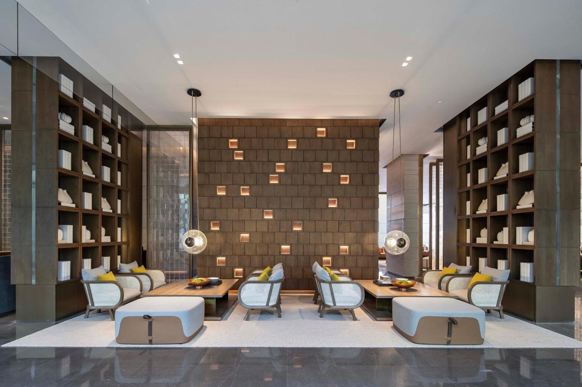 Joyze Hotel Xiamen, Curio Collection By Hilton Exterior photo