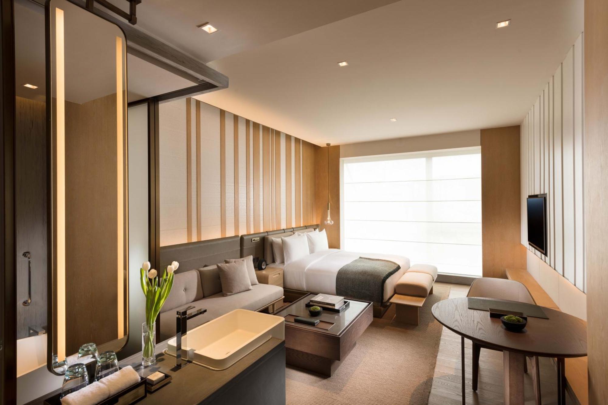 Joyze Hotel Xiamen, Curio Collection By Hilton Exterior photo