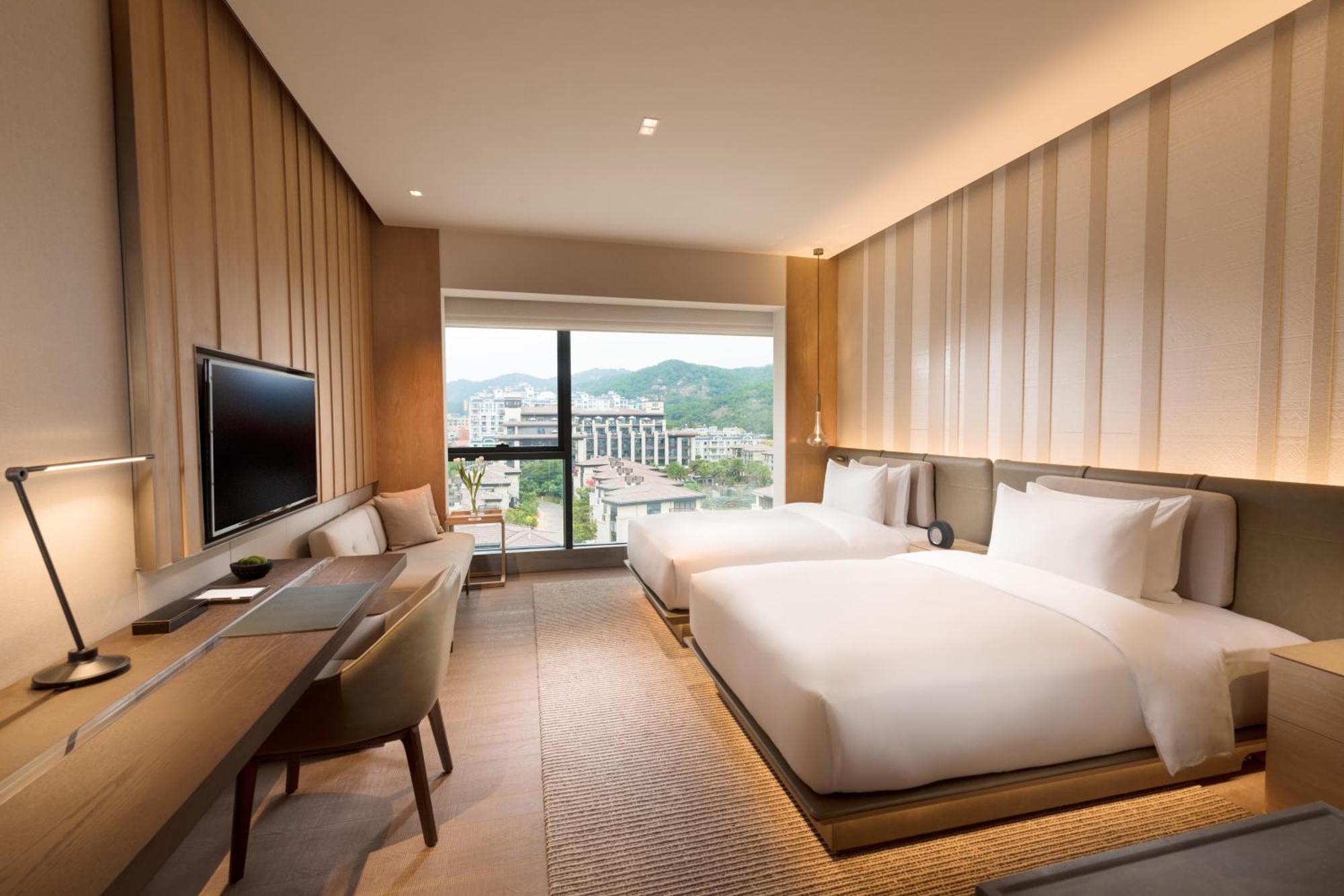 Joyze Hotel Xiamen, Curio Collection By Hilton Exterior photo