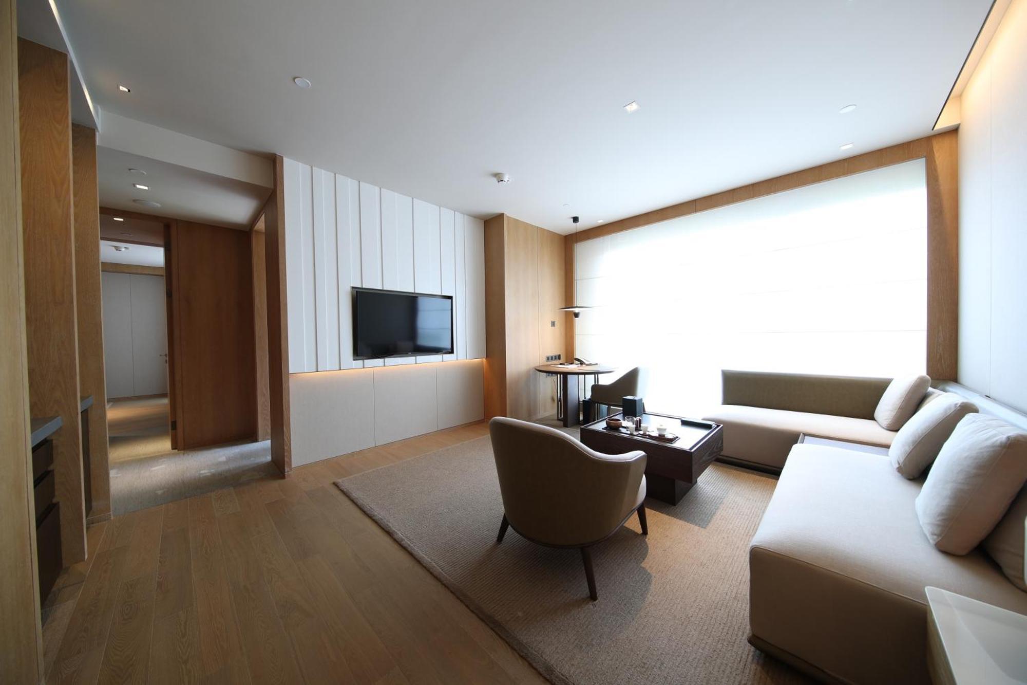 Joyze Hotel Xiamen, Curio Collection By Hilton Exterior photo